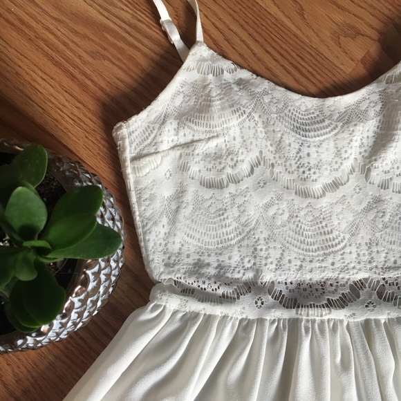 Divided Dresses & Skirts - WHITE LACE DRESS